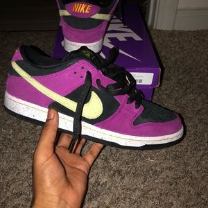 Purple Dunks sz 9